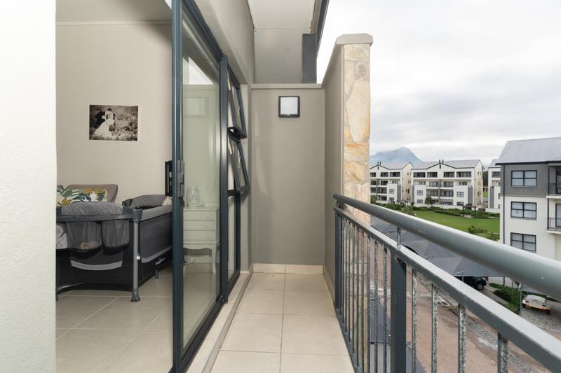 2 Bedroom Property for Sale in The Huntsman Western Cape